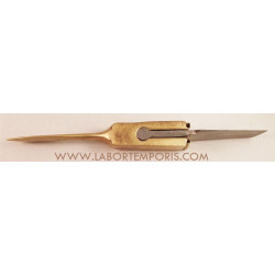 Scalpel de chirurgien romain