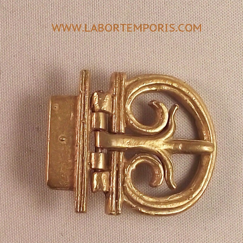 Roman cingulum buckle