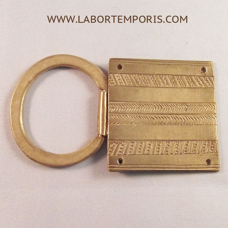 Roman belt pugio frog