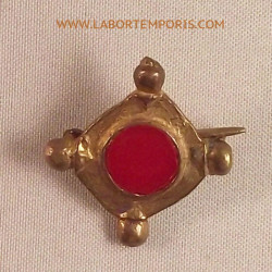 roman  brooch