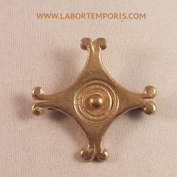 roman  brooch