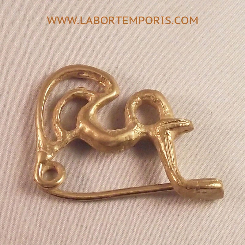 Villanovan dragonesque bronze fibula 1