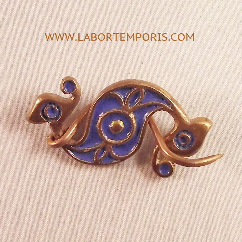 roman  Dragonesque brooch