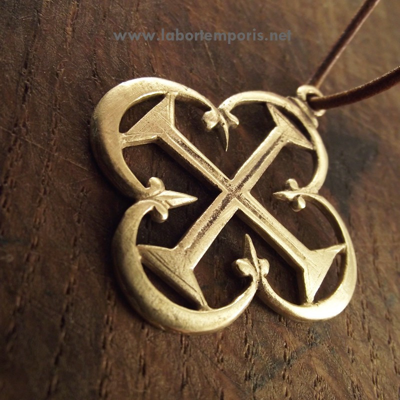 Medieval cross pendant