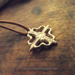 Medieval cross pendant
