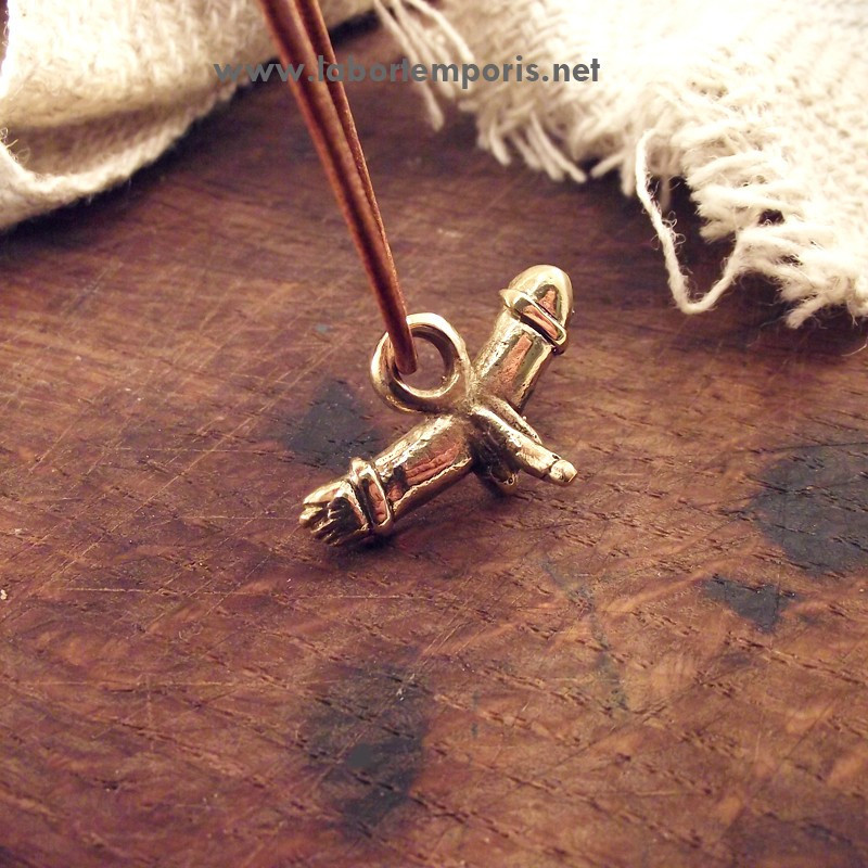 Roman phallic pendent