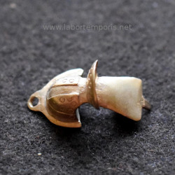 roman  brooch