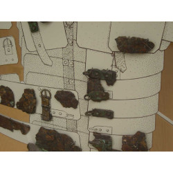 Lorica segmentata hanger